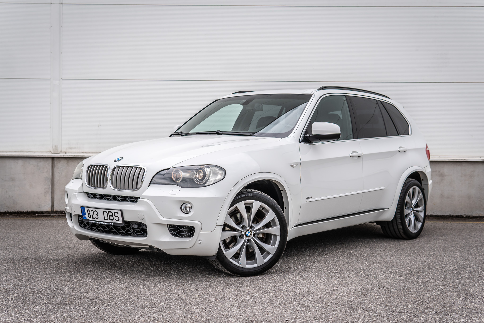 BMW E70: Đánh giá toàn diện về dòng xe SUV huyền thoại của người Đức 3 bmw e70 - Hình 2