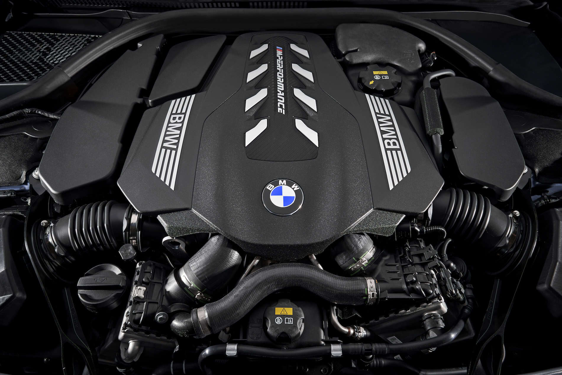 BMW Engine: Hành Trình Của Những Cỗ Máy Huyền Thoại Và Công Nghệ Đỉnh Cao 3 bmw engine - Hình 3