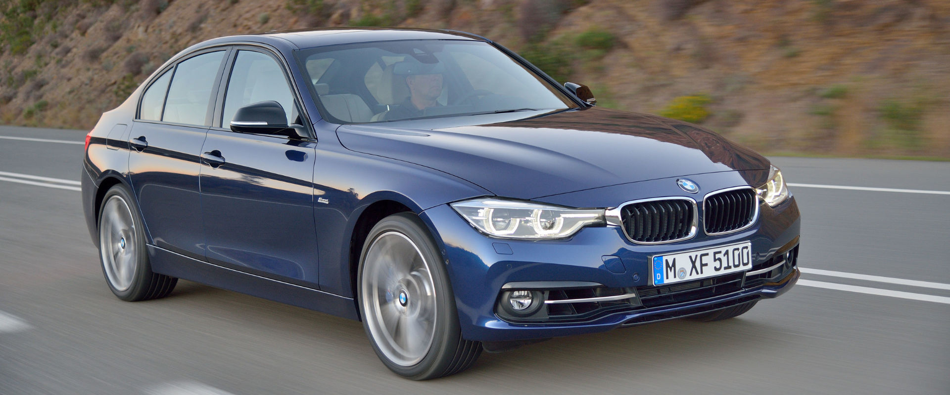 BMW F: Giải Mã Toàn Diện Về Dòng Xe Huyền Thoại Của BMW 1 bmw f - Hình 5