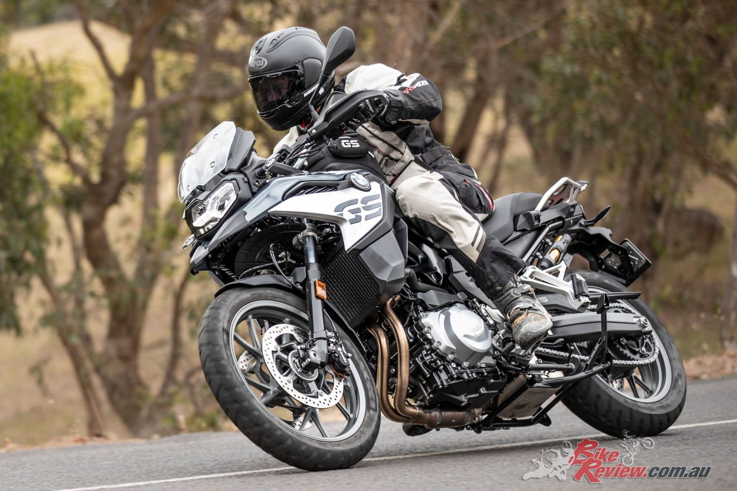 BMW F 750 GS: Chiếc Adventure Touring Đa Năng Cho Mọi Hành Trình 3 bmw f 750 gs - Hình 3