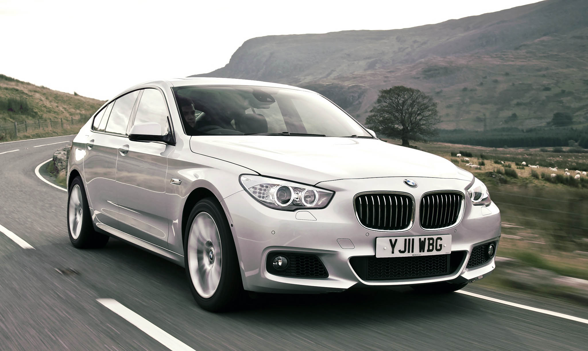 BMW F07: Đẳng Cấp Gran Turismo Đã Qua Thời – Có Nên Mua Lại Năm 2025? 4 bmw f07 - Hình 2