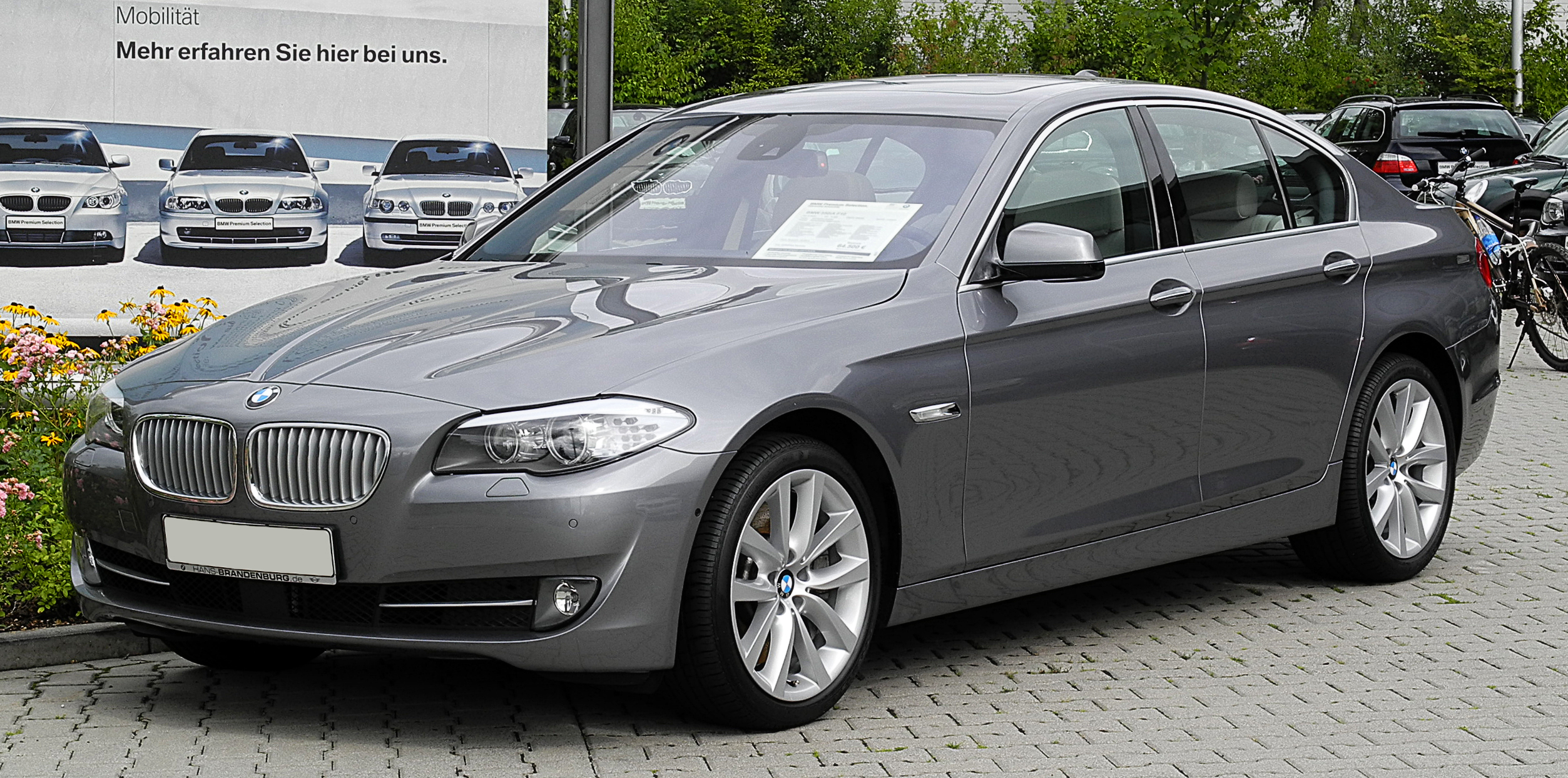 BMW F10: Đẳng Cấp Sedan Hạng Sang Thế Hệ Thứ 6 – Đánh Giá Chi Tiết Từ A Đến Z 4 bmw f10 - Hình 2