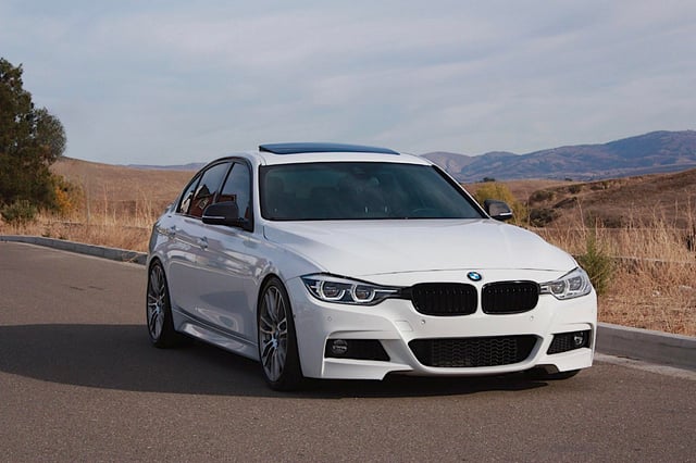 bmw f30 - Hình 1
