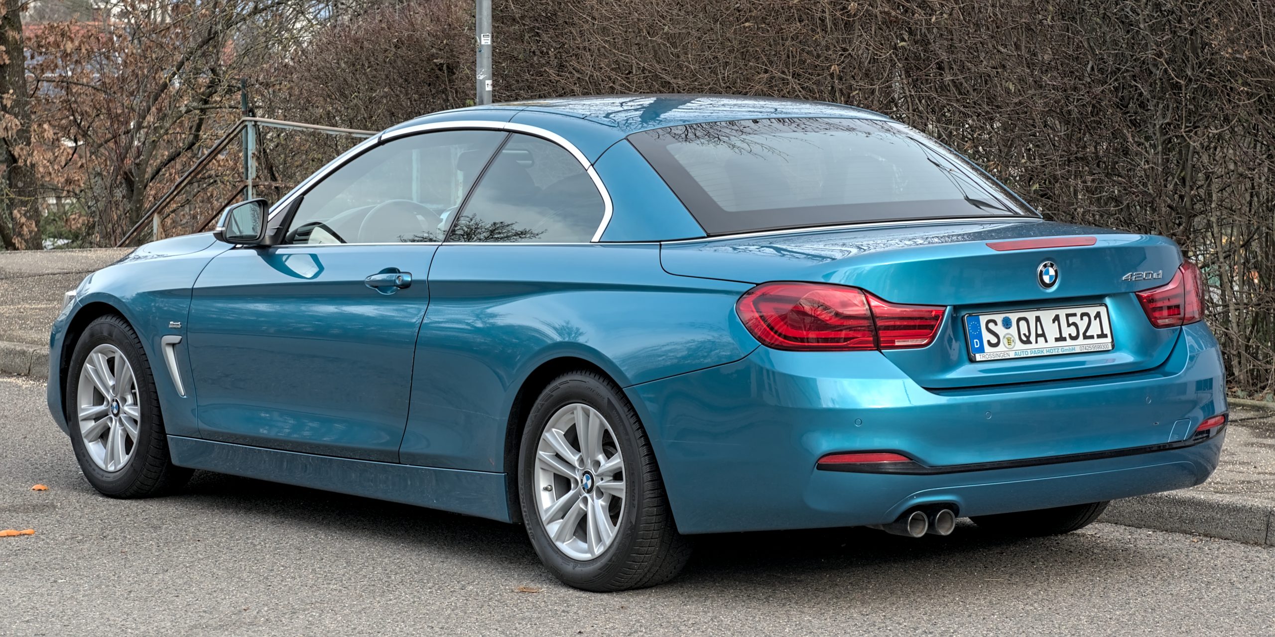 BMW F33 – Đỉnh Cao Xe Mui Trần Hạng Sang: Đánh Giá Chi Tiết Từ A-Z 2 bmw f33 - Hình 4