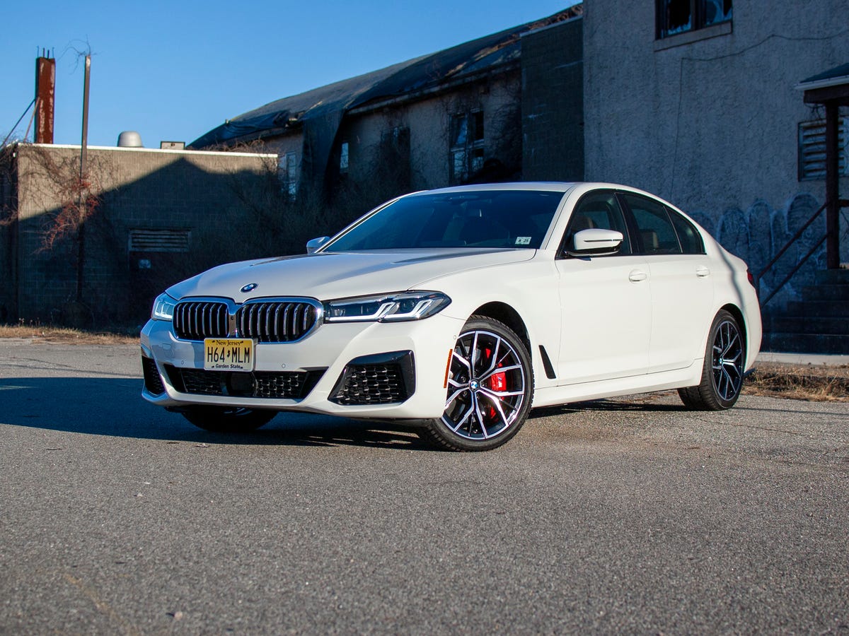 BMW G30 540i: Đẳng Cấp Sedan Hạng Sang Với Trái Tim 6 Xi-Lanh Mạnh Mẽ 4 bmw g30 540i - Hình 2