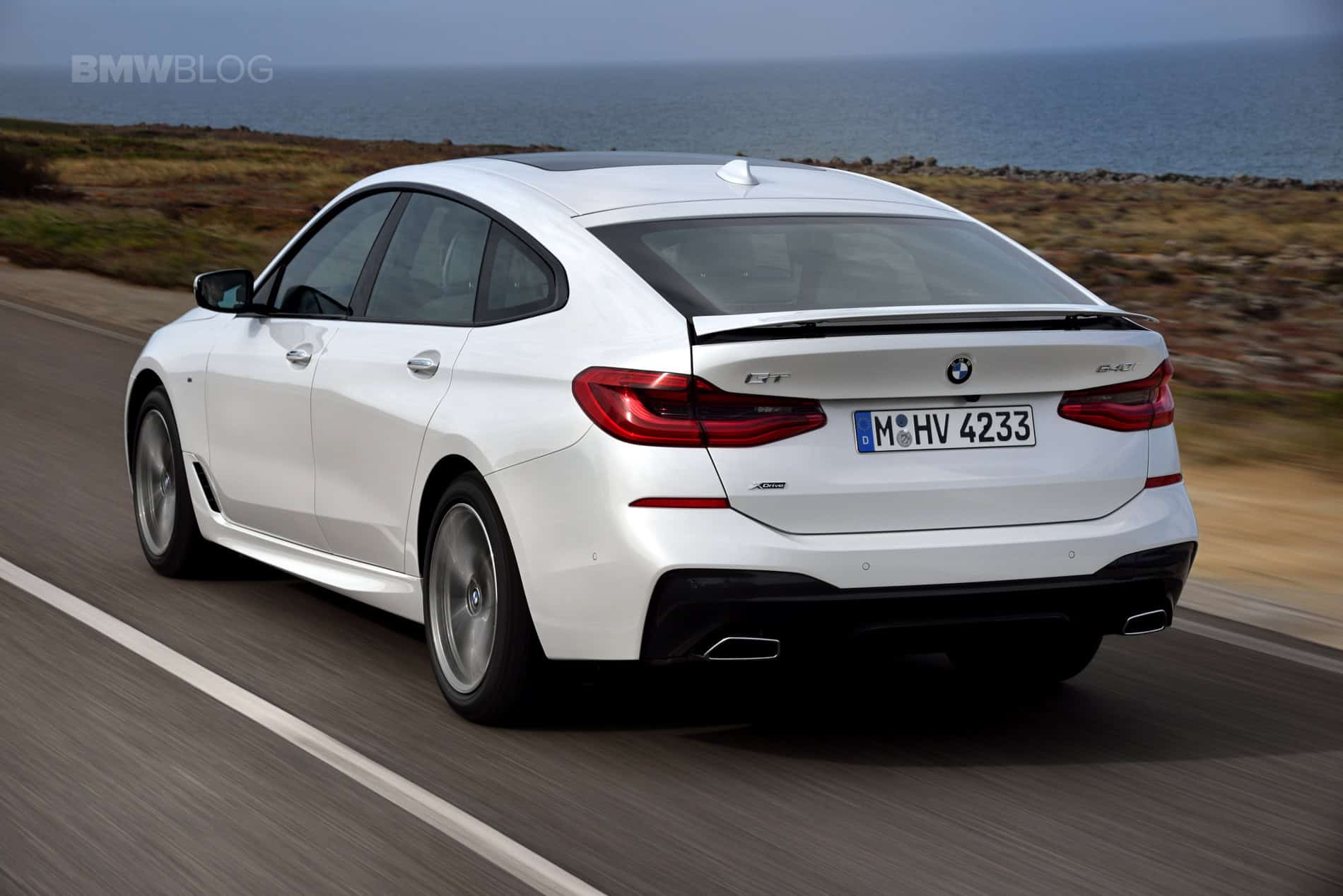 BMW GT: Đẳng Cấp Gran Turismo Trong Từng Chi Tiết - Đánh Giá Toàn Diện Từ A-Z 4 bmw gt - Hình 2