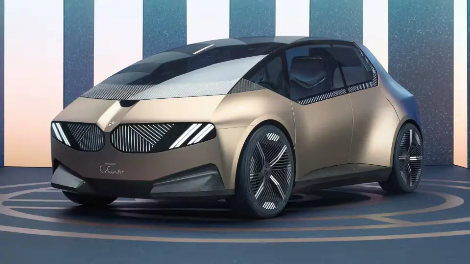 BMW i2: Tương Lai Xe Điện Đô Thị Hạng Nhỏ Từ BMW – Sự Thật Và Kỳ Vọng 4 bmw i2 - Hình 2