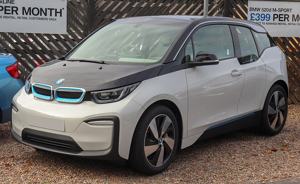 BMW i3: Đánh giá toàn diện về chiếc xe điện đô thị mang tính cách mạng 3 bmw i3 - Hình 3