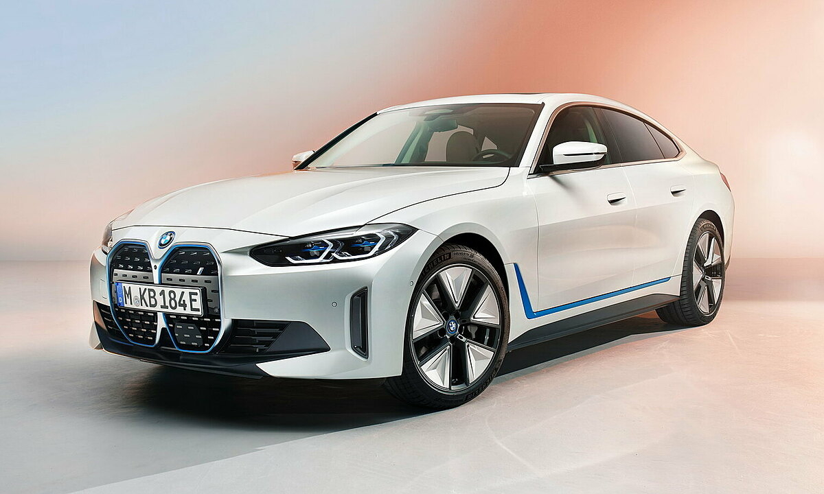 BMW i4: Đánh giá toàn diện về mẫu xe điện hạng sang đáng mua nhất 2025 1 bmw i4 - Hình 5