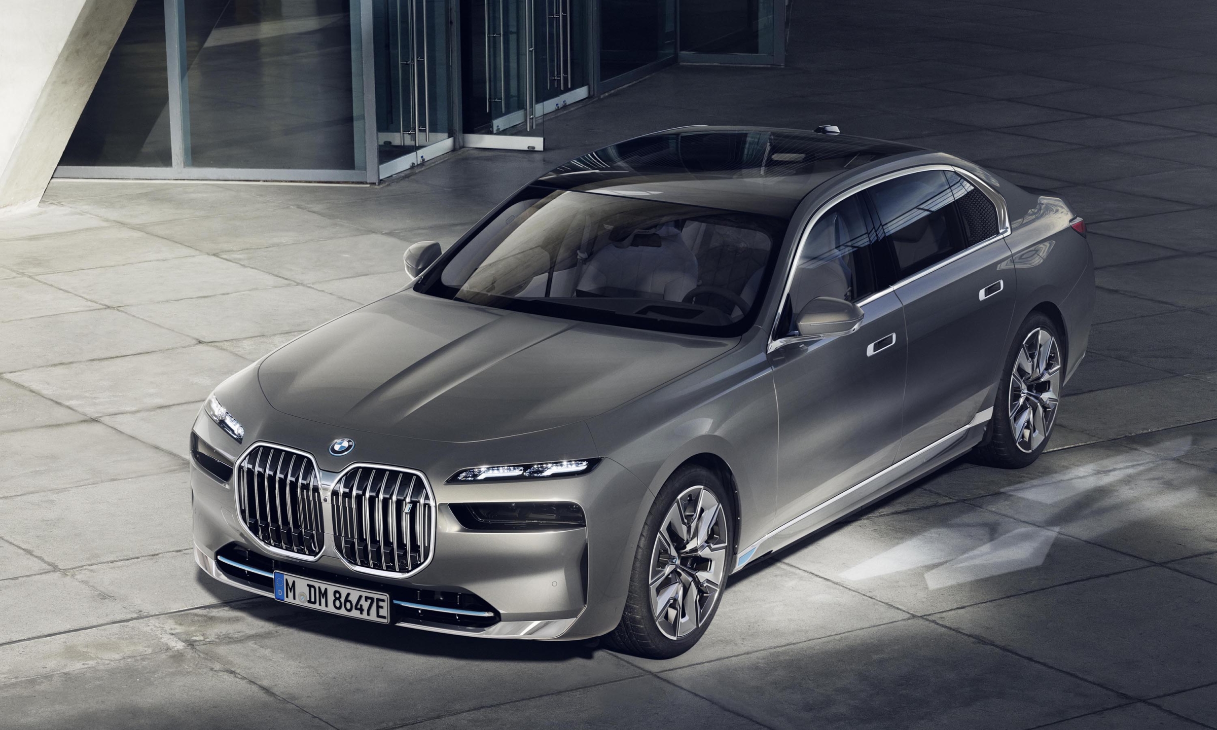 BMW i7: Đỉnh cao sang trọng thuần điện – Đánh giá toàn diện từ thiết kế đến trải nghiệm 2 bmw i7 - Hình 4