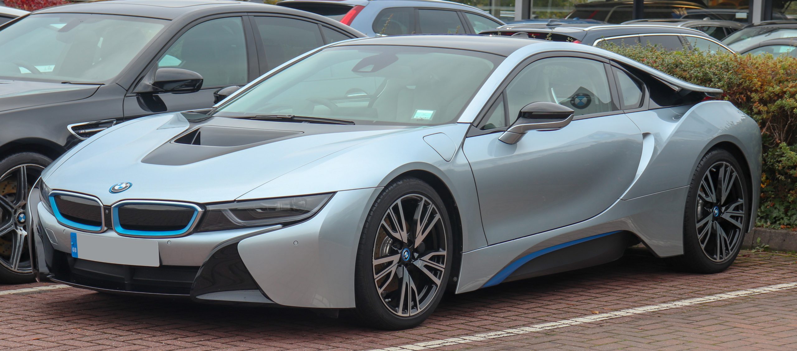 bmw i8 max speed - Hình 3