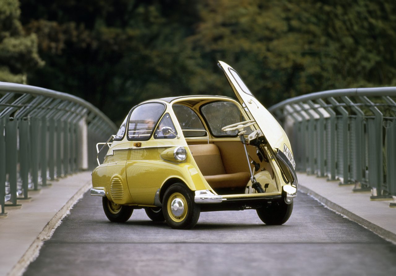 BMW Isetta: Huyền Thoại Xe Hơi Tí Hon Định Hình Lại Giao Thông Đô Thị 4 bmw isetta - Hình 2