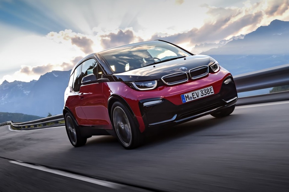 BMW IT: Hệ Thống Công Nghệ Thông Tin Định Hình Tương Lai Xe Hơi Hạng Sang 3 bmw it - Hình 3
