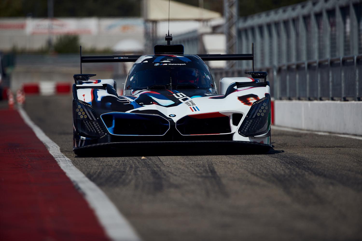 BMW Le Mans: Hành Trình Huyền Thoại Tại Giải Đua Sức Bền Khắc Nghiệt Nhất Thế Giới 2 bmw le mans - Hình 3