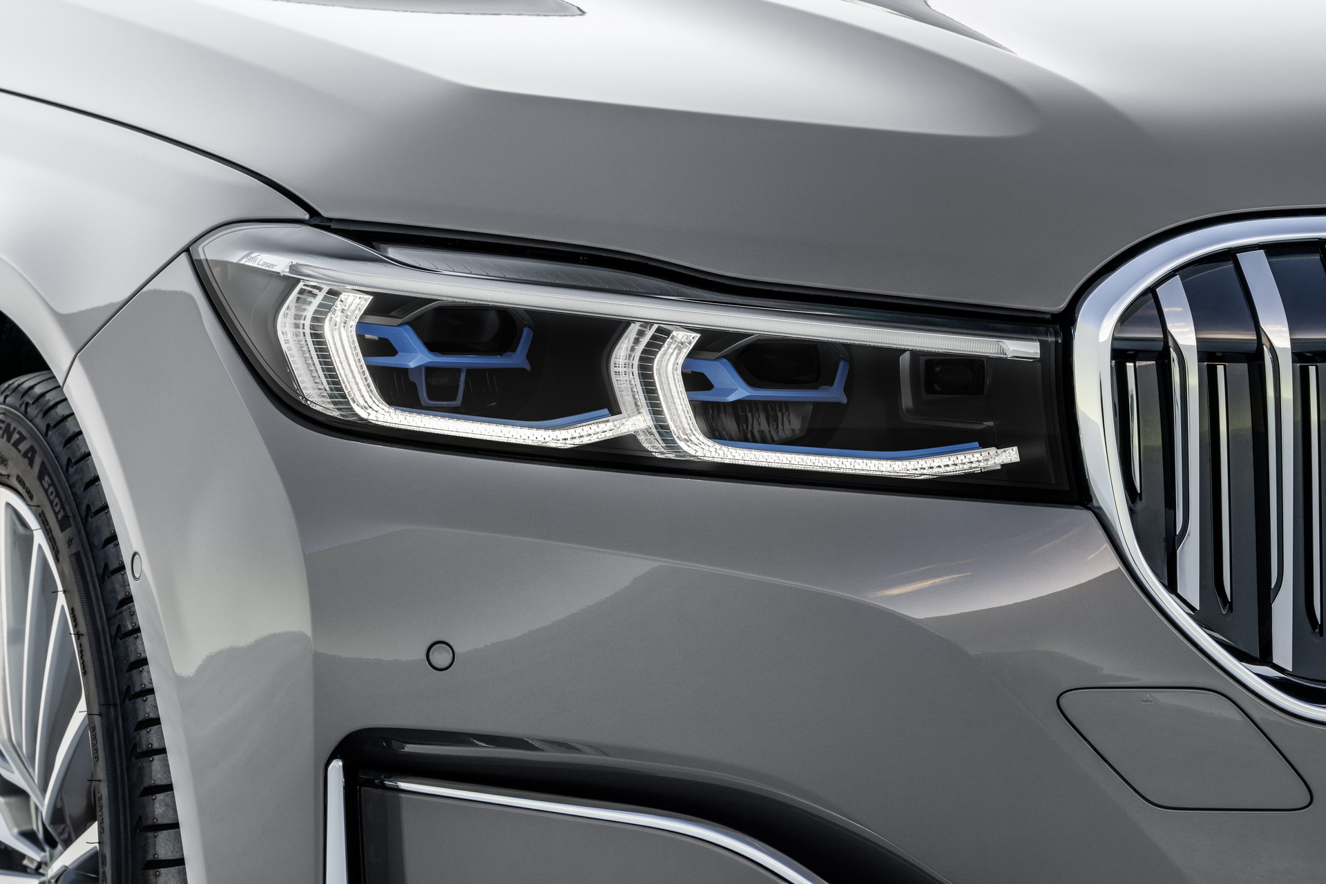BMW LED Lights: Nâng Tầm Đẳng Cấp và An Toàn Cho Xe Của Bạn 2 bmw led lights - Hình 4