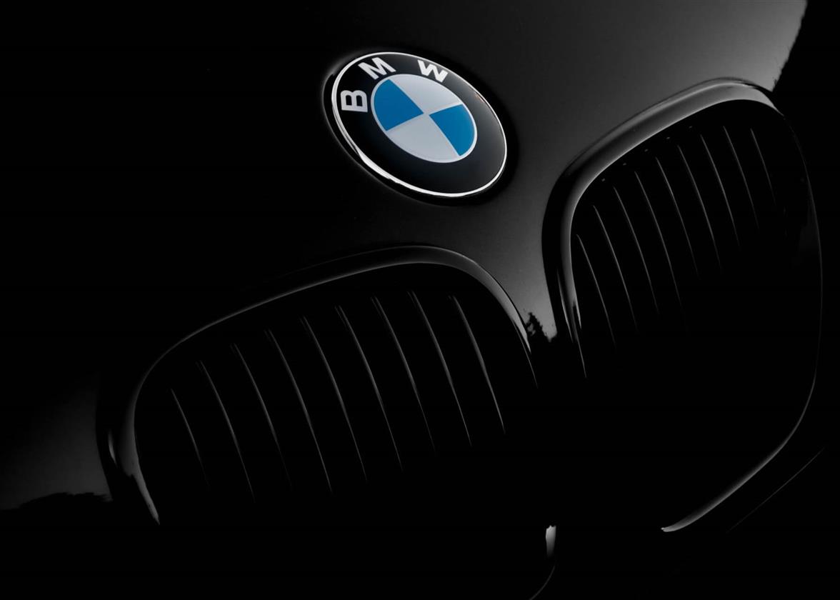 BMW Logo: Hành Trình 100 Năm Của Biểu Tượng Xe Hơi Đẳng Cấp 4 bmw logo - Hình 2