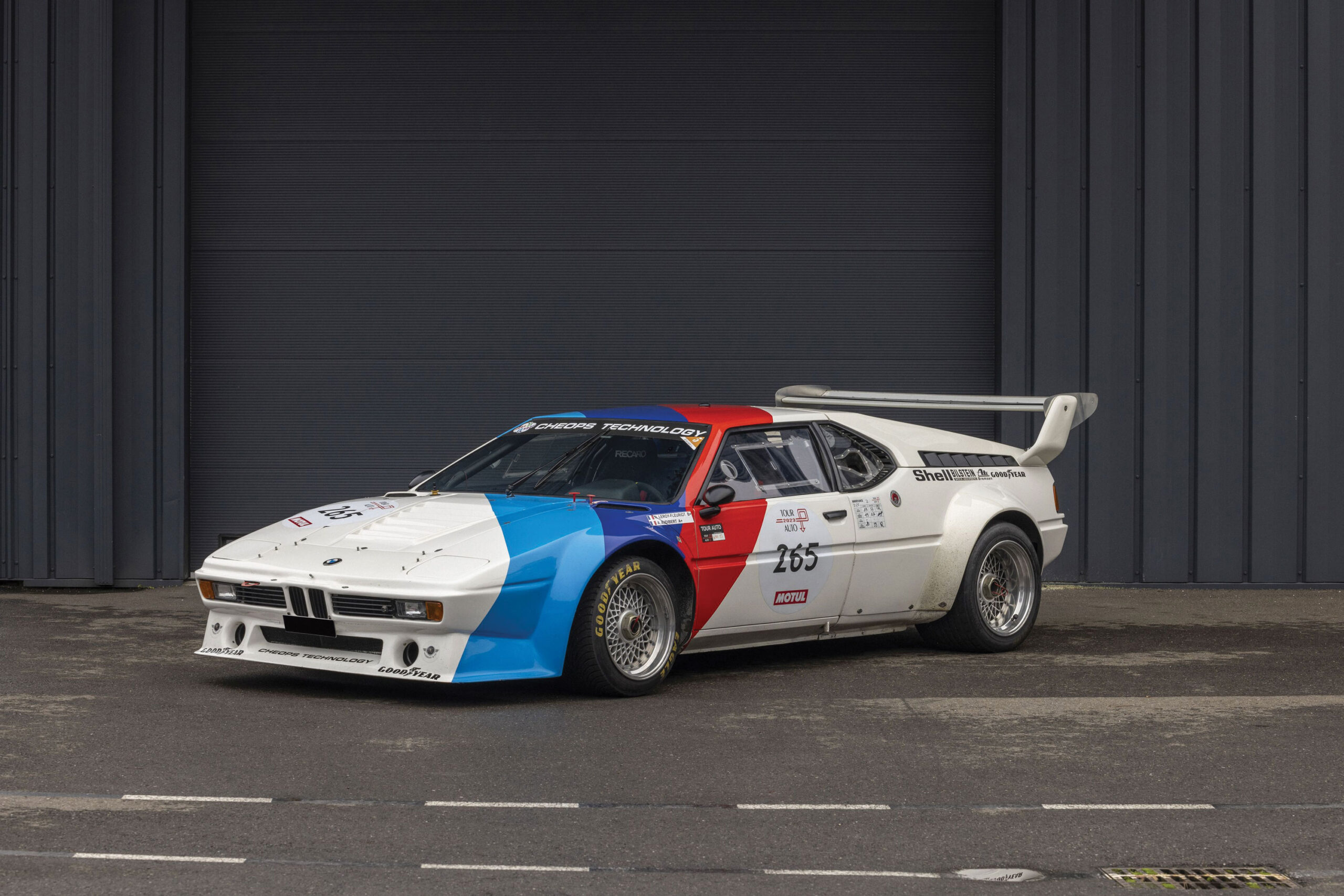 BMW M1: Huyền Thoại Siêu Xe Đường Phố Đầu Tiên Của BMW 2 bmw m1 - Hình 4