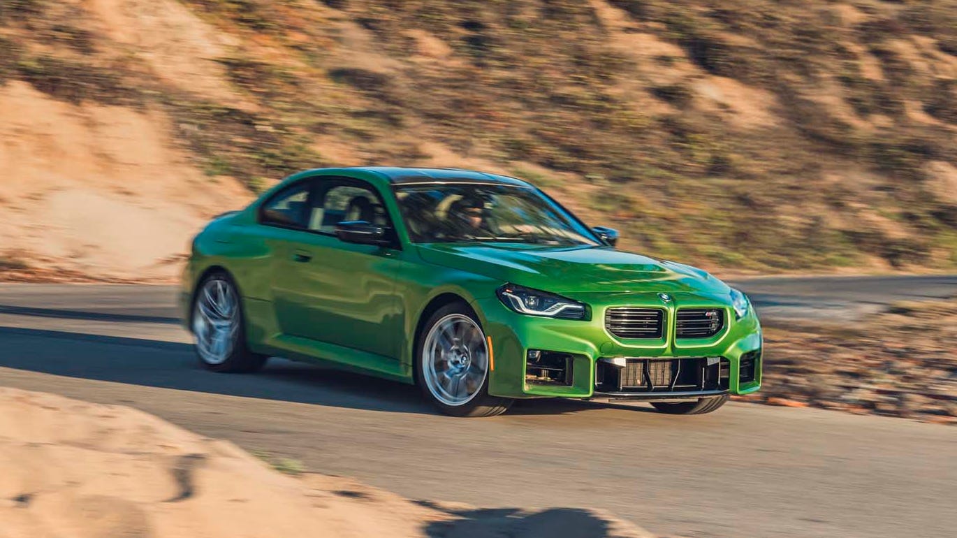 BMW M2: Đẳng Cấp Xe Thể Thao Hạng Nhỏ Dẫn Đầu Phân Khúc 4 bmw m2 - Hình 2