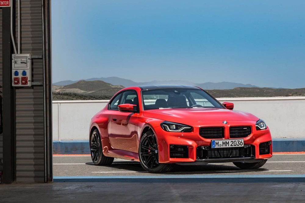BMW M2 Giá Bao Nhiêu? Bảng Giá, Thông Số & Đánh Giá Chi Tiết 2024 4 bmw m2 giá - Hình 2