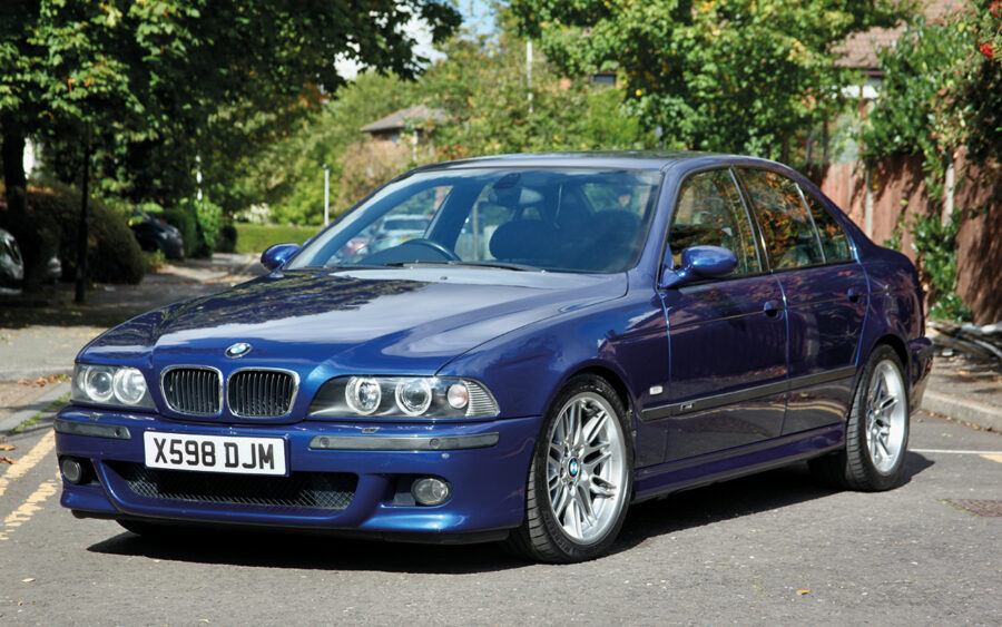 BMW M5 E39: Huyền Thoại Sedan Hiệu Suất Cao Vượt Thời Gian 4 bmw m5 e39 - Hình 1
