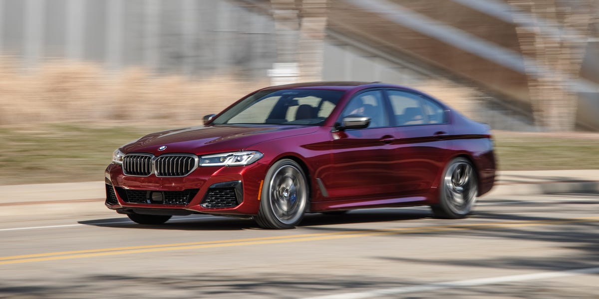 BMW M550: Đẳng Cấp Sedan Hiệu Suất Cao Không Thể Bỏ Qua 2 bmw m550 - Hình 3