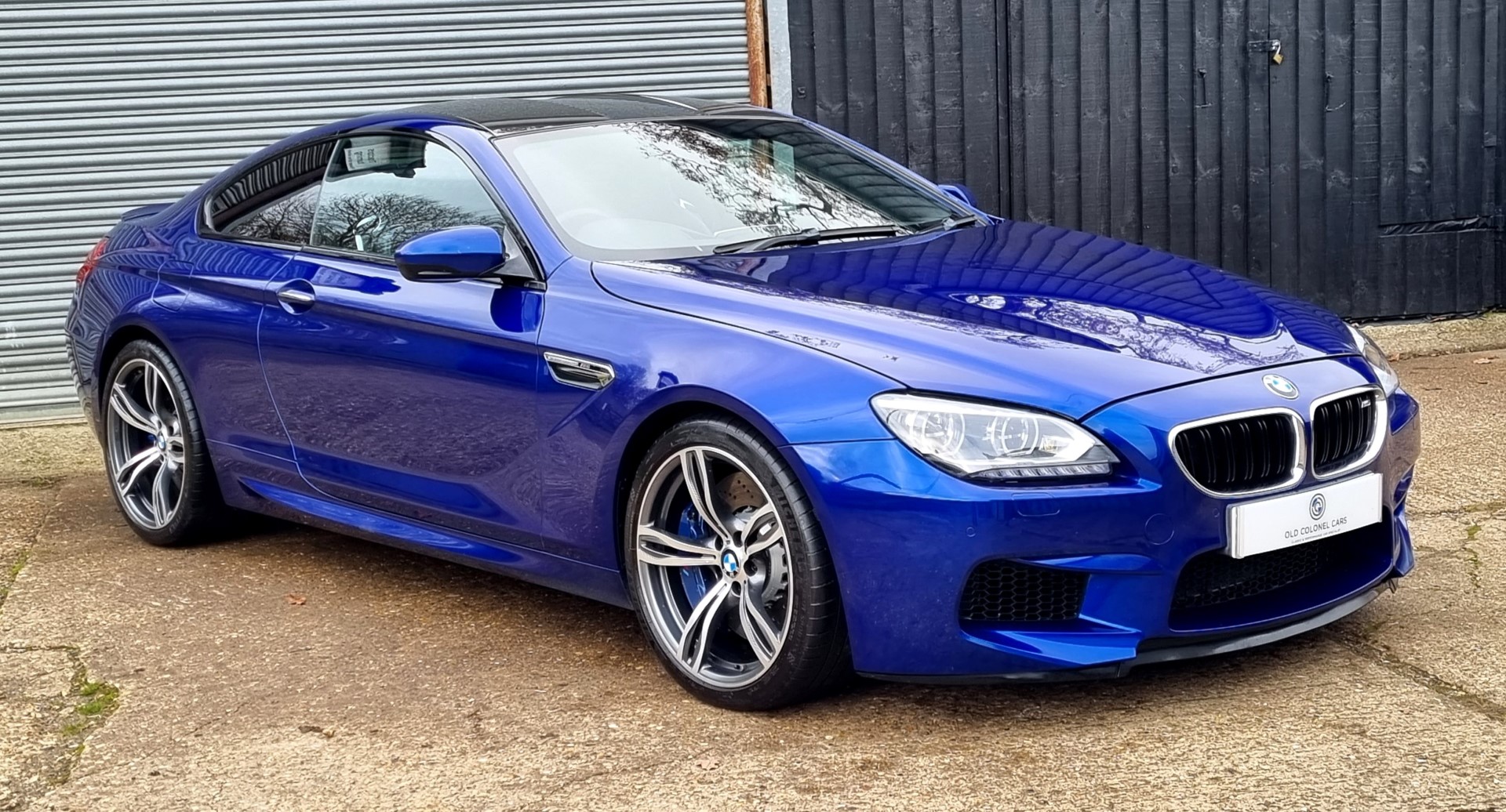 BMW M6 V8: Huyền Thoại Động Cơ V8 Giữa Lòng Xe Thể Thao Hạng Sang 4 bmw m6 v8 - Hình 1