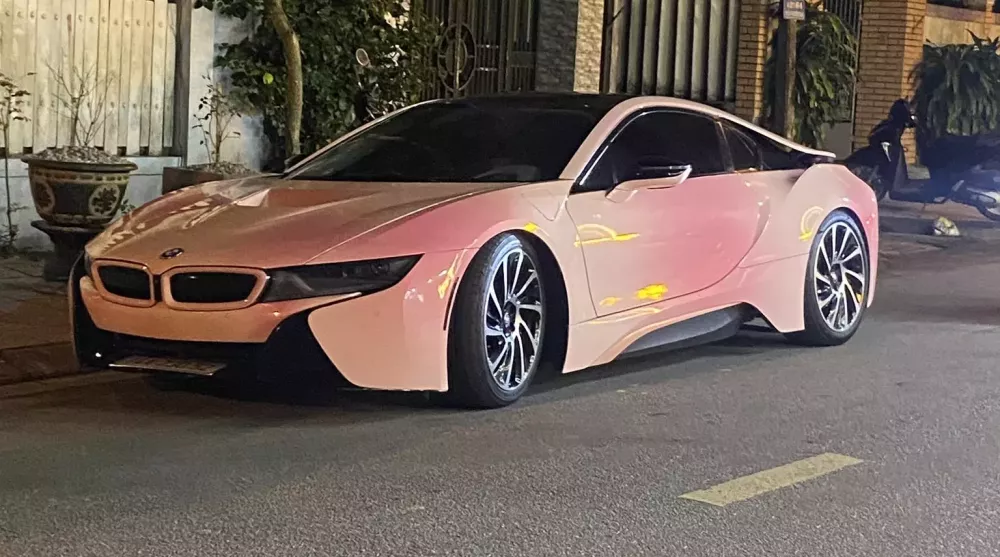 BMW Màu Hồng: Biểu Tượng Cá Tính, Phong Cách và Đẳng Cấp Trên Từng Cung Đường 1 bmw màu hồng - Hình 4
