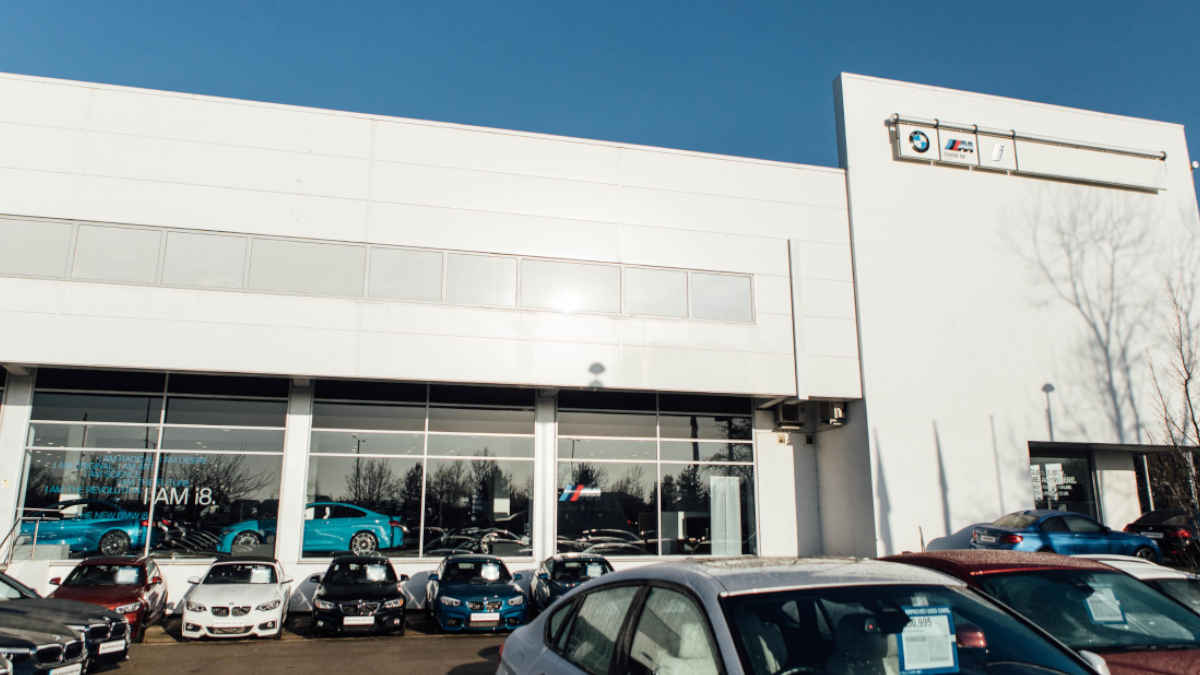 bmw milton keynes - Hình 1