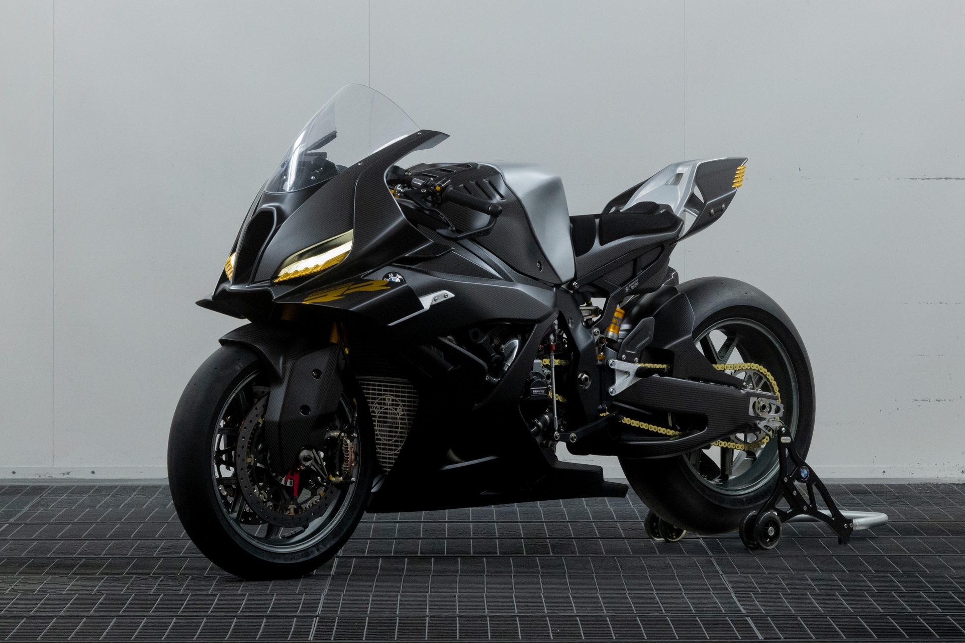 BMW Motorrad S1000RR: Đỉnh cao công nghệ và hiệu năng trên đường đua 2 bmw motorrad s1000rr - Hình 3