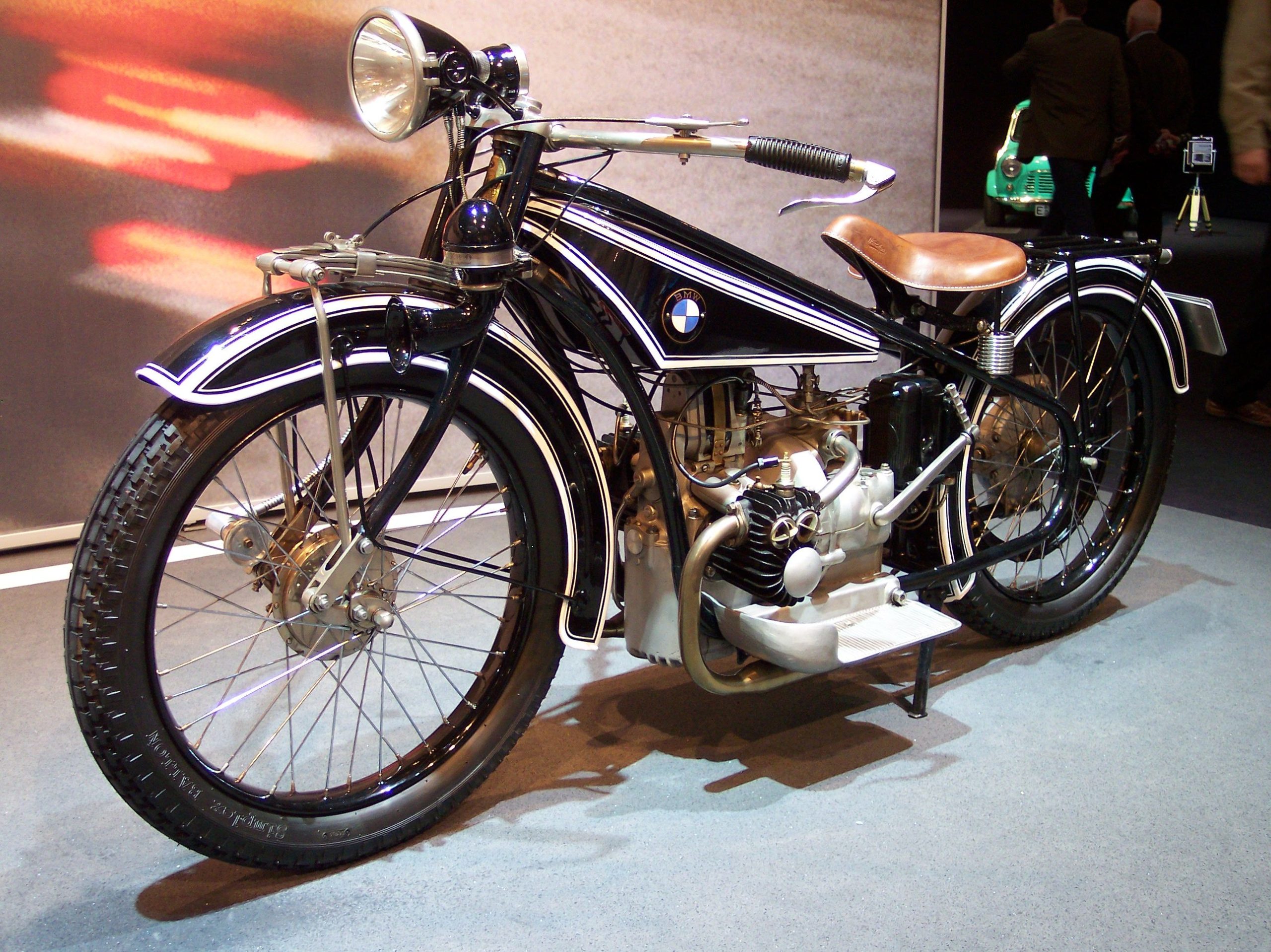 BMW Motorrad Wiki: Lịch sử, Công nghệ và Dòng xe Mô tô Huyền thoại 5 bmw motorrad wiki - Hình 1
