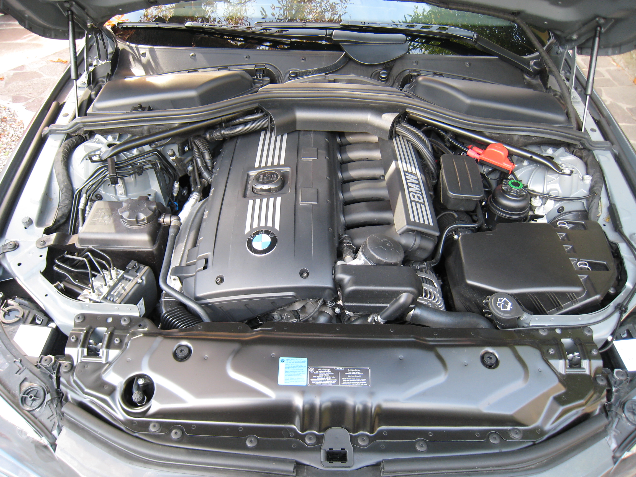 BMW N53: Động Cơ 6 Xi Lanh Thẳng Hàng Đỉnh Cao Và Những Điều Cần Biết 5 bmw n53 - Hình 1