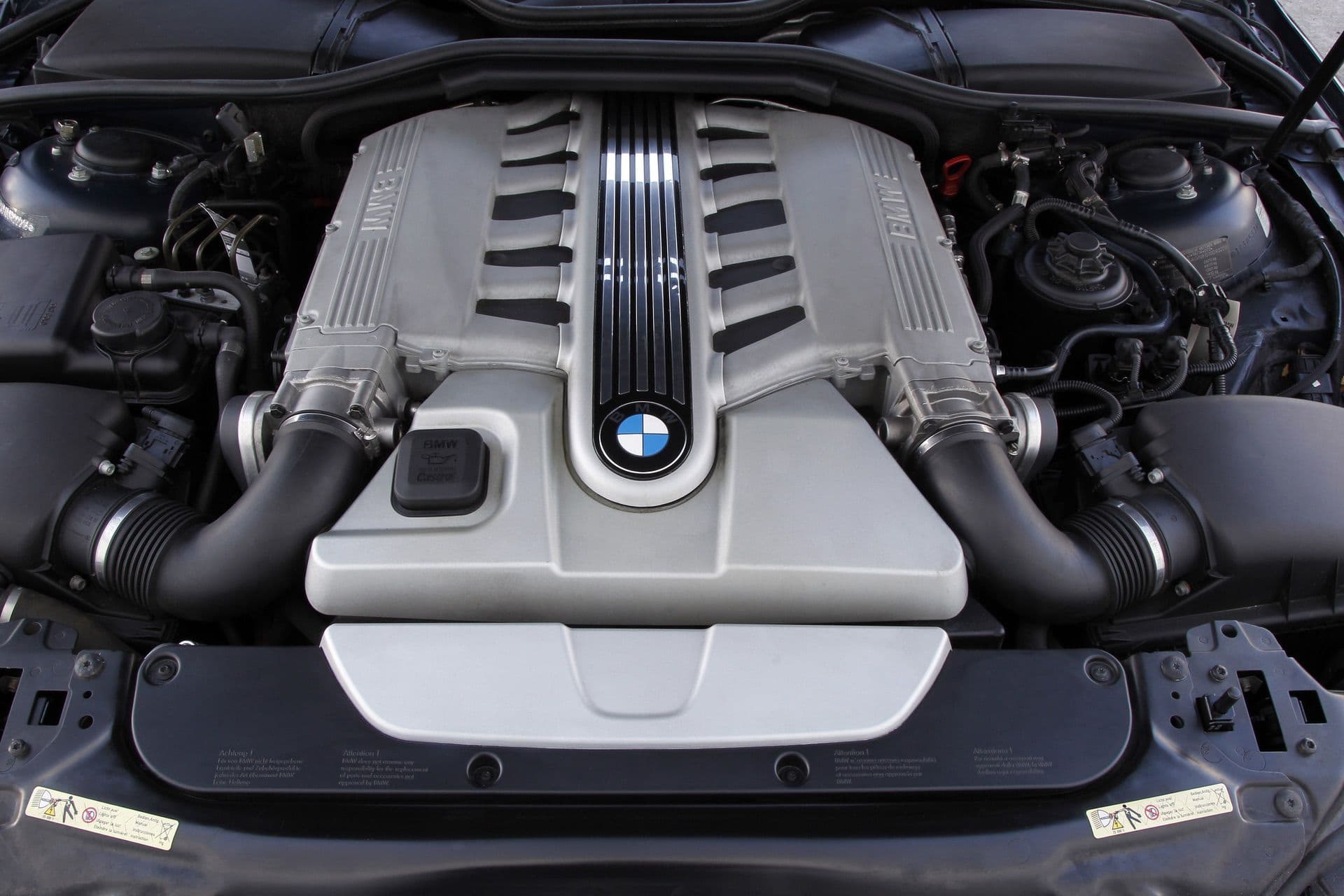 BMW N73: Động Cơ V12 Huyền Thoại – Cấu Tạo, Vận Hành và Những Điều Cần Biết 4 bmw n73 - Hình 2