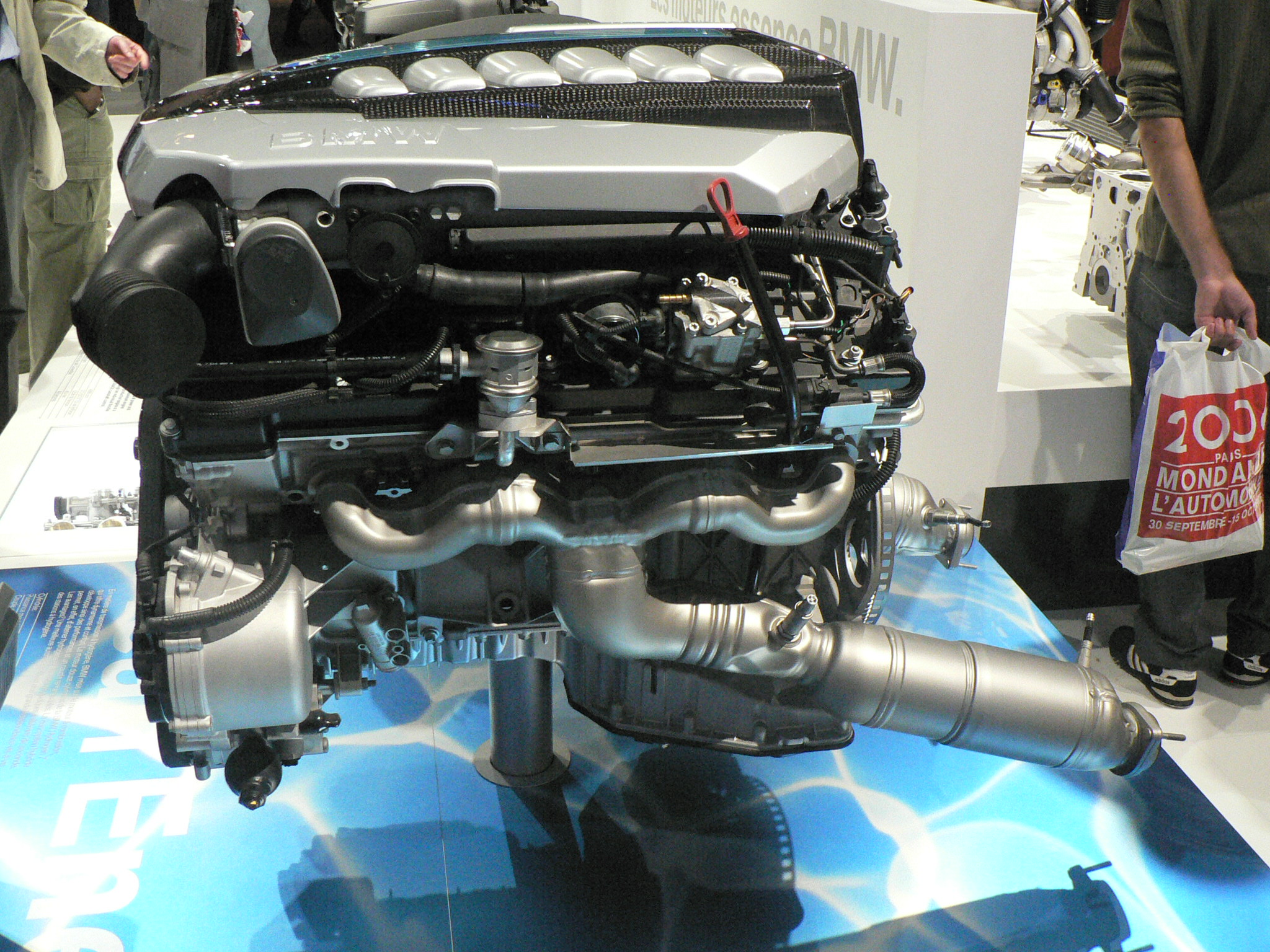 BMW N73: Động Cơ V12 Huyền Thoại – Cấu Tạo, Vận Hành và Những Điều Cần Biết 5 bmw n73 - Hình 1