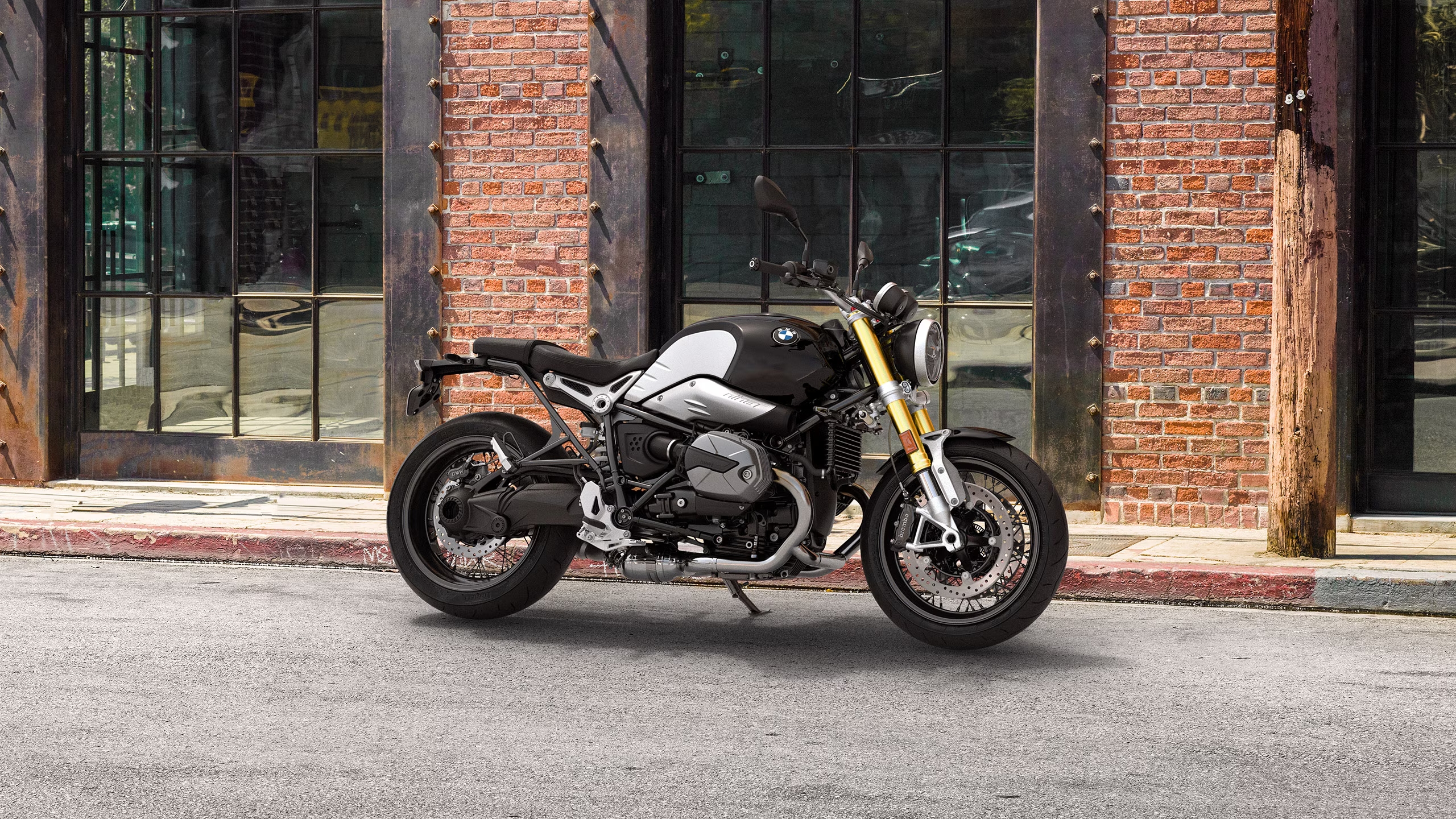 BMW NineT: Huyền Thoại Cafe Racer Hiện Đại Và Mọi Điều Cần Biết 2 bmw ninet - Hình 3