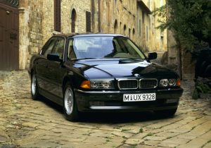 bmw old car