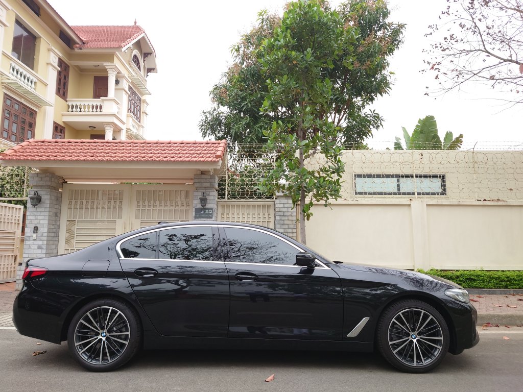 BMW Otofun: Cộng đồng, Kinh nghiệm và Mọi điều cần biết về dòng xe BMW 5 bmw otofun - Hình 1