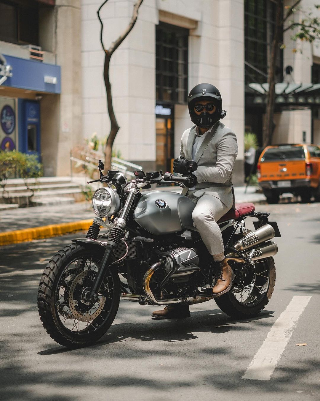 BMW R nineT Scrambler: Huyền Thoại Đường Phố Và Địa Hình Đầy Cá Tính 1 bmw r ninet scrambler - Hình 4