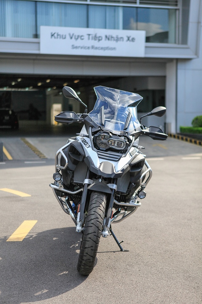 bmw r1200 giá - Hình 4