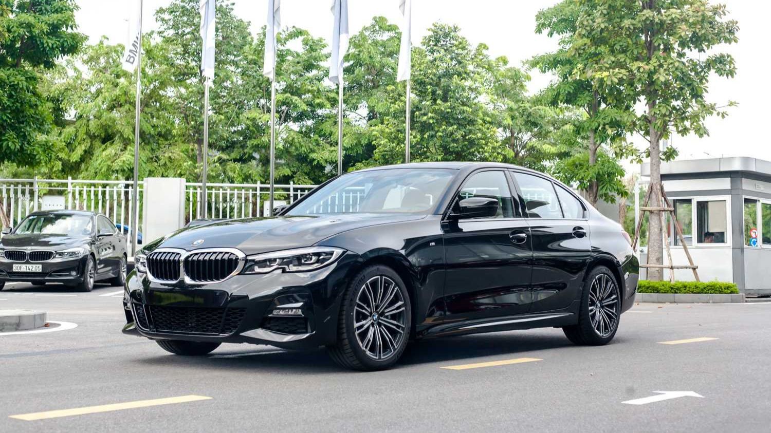 BMW Rẻ: Bí Quyết Sở Hữu Xe Sang Với Chi Phí Hợp Lý Nhất 3 bmw rẻ - Hình 3