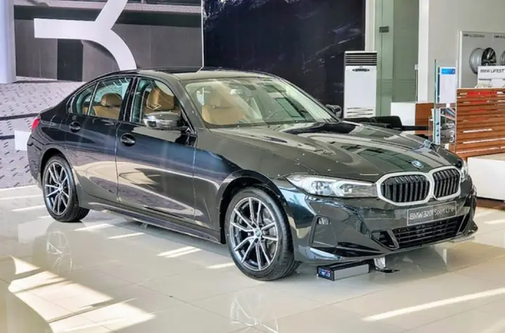 BMW Rẻ Nhất Là Bao Nhiêu? Cập Nhật Giá Xe BMW Rẻ Nhất Thị Trường Việt Nam 2024 3 bmw rẻ nhất là bao nhiêu - Hình 3