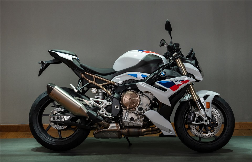 BMW S1000R Thông Số Chi Tiết: Sức Mạnh Của Dòng Naked Bike Đỉnh Cao 1 bmw s1000r thông số - Hình 5