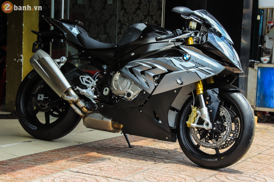 BMW S1000RR 2018 Giá Bao Nhiêu? Bảng Giá Chi Tiết, Thông Số và Kinh Nghiệm Mua Xe 4 bmw s1000rr 2018 giá bao nhiêu - Hình 2