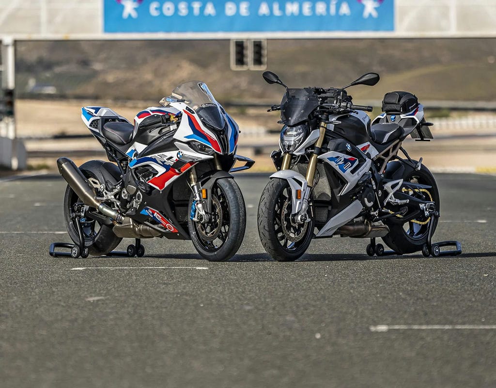 BMW S1000RR All Models: Lịch Sử, So Sánh Chi Tiết Từng Phiên Bản và Hướng Dẫn Chọn Mua 2 bmw s1000rr all models - Hình 3