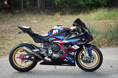 BMW S1000RR Cũ Hà Nội: Kinh Nghiệm Mua Xe Thể Thao Đẳng Cấp Năm 2025 1 bmw s1000rr cũ hà nội - Hình 5