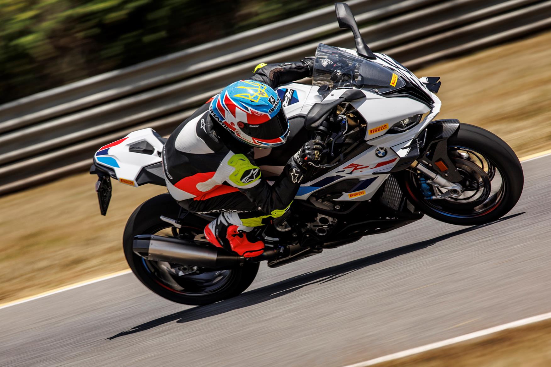 BMW S1000RR Ride: Trải Nghiệm Đỉnh Cao Của Dòng Sportbike Đến Từ Đức 3 bmw s1000rr ride - Hình 2