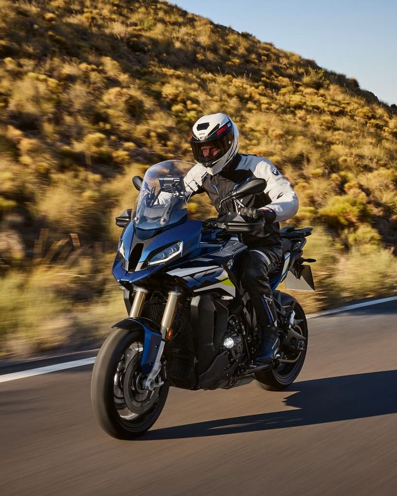 BMW S100XR: Đánh Giá Chi Tiết Mẫu Sport-Touring Đỉnh Cao Từ BMW Motorrad 1 bmw s100xr - Hình 4