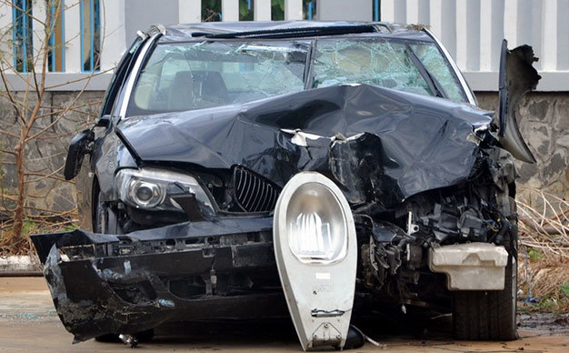 BMW tai nạn: Nguyên nhân, thống kê và những điều tài xế cần biết 4 bmw tai nạn - Hình 2