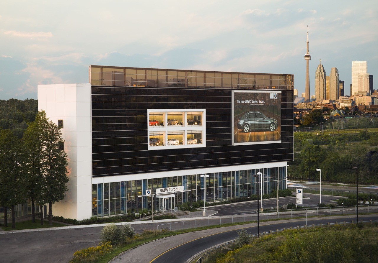 BMW Toronto: Trải Nghiệm Xe Sang Đỉnh Cao Tại Thành Phố Lớn Nhất Canada 2 bmw toronto - Hình 3