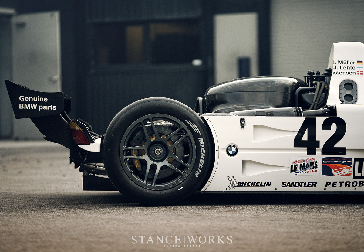 bmw v12 lmr - Hình 5