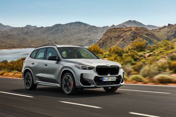 BMW X1: Đánh Giá Chi Tiết Từ A-Z Về Mẫu SUV Hạng Sang Cỡ Nhỏ 2 bmw x1 - Hình 4